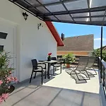 Appartement Igali Varazs 2 Perc A Fuerdotol Igal