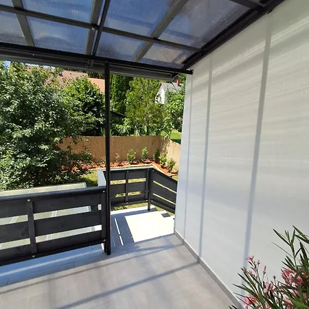 Apartman Igali Varázs 150 Méter A Fürdőtől Igal