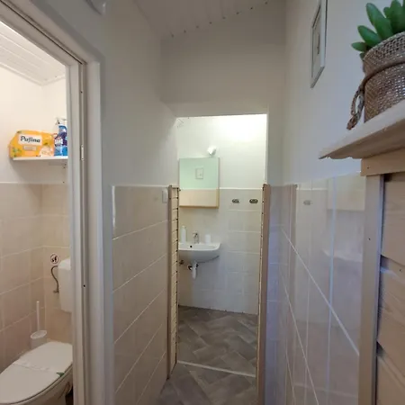 Apartman Igali Varázs 150 Méter A Fürdőtől *