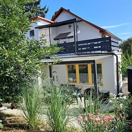 Igali Varázs 150 Méter A Fürdőtől *