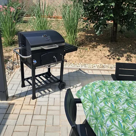 Igali Varázs 150 Méter A Fürdőtől *