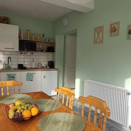 Igali Varázs 150 Méter A Fürdőtől Apartman Igal
