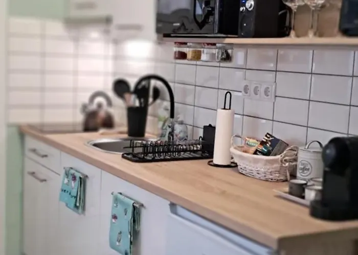 Apartment Igali Varazs 2 Perc A Fuerdotol